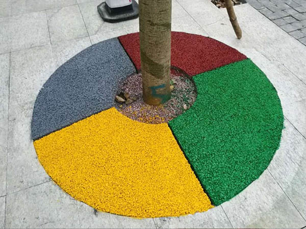 透水地坪究竟有什么優(yōu)勢這么受青睞？